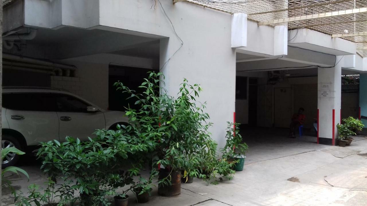 Zara Inn Dhaka Exterior photo